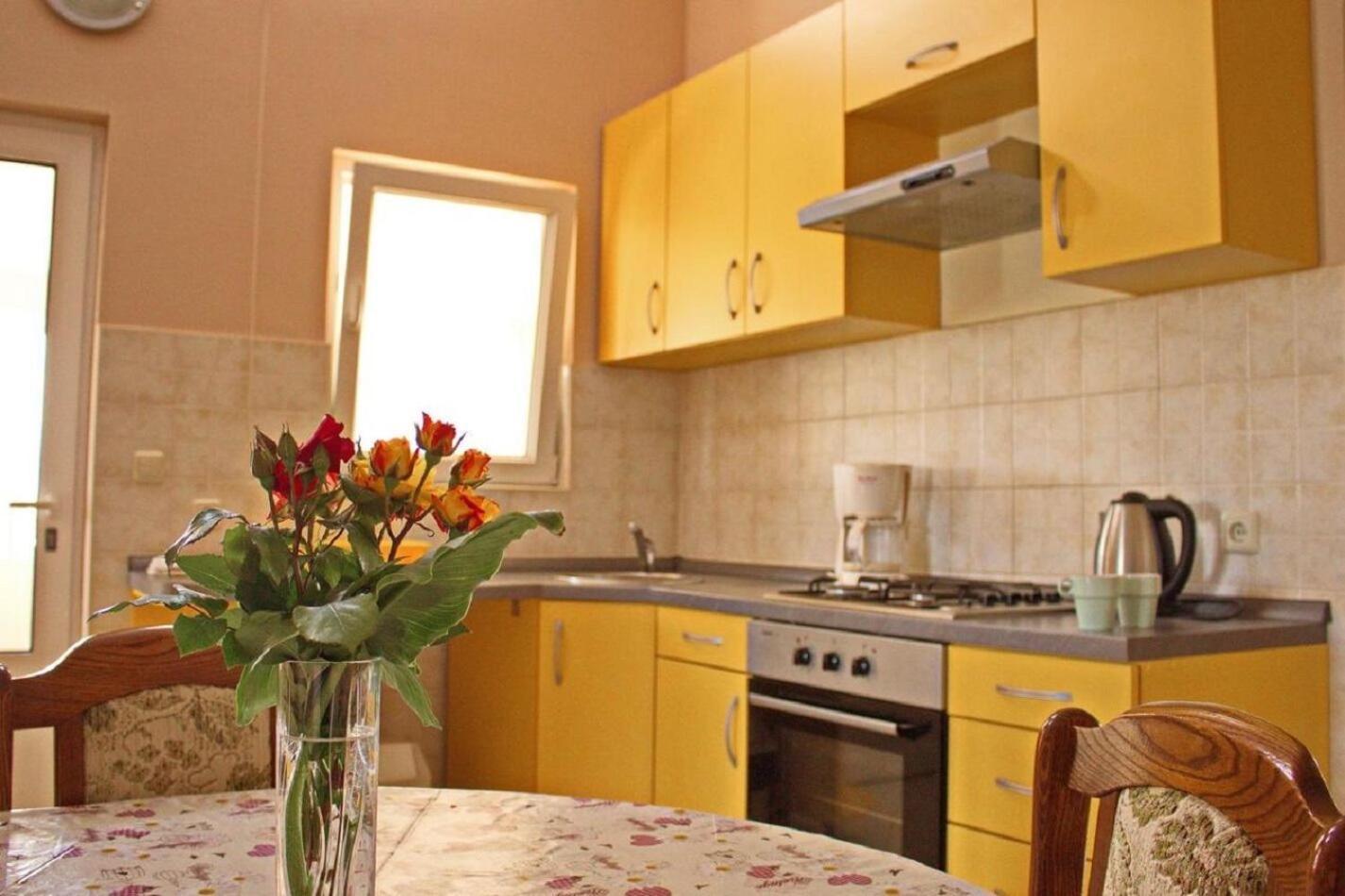 Apartment Dita Нин Экстерьер фото