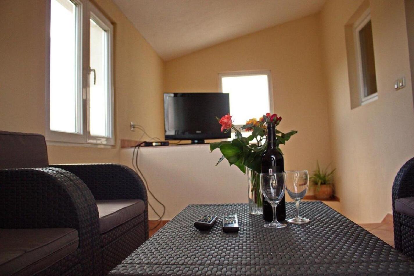 Apartment Dita Нин Экстерьер фото